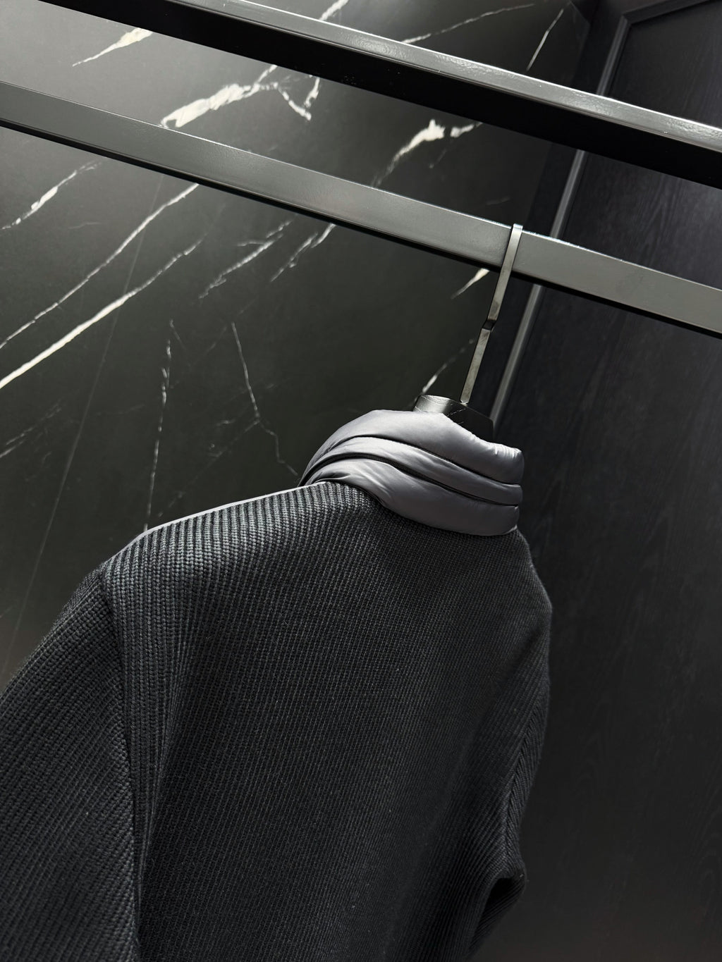 V - CARDIGAN