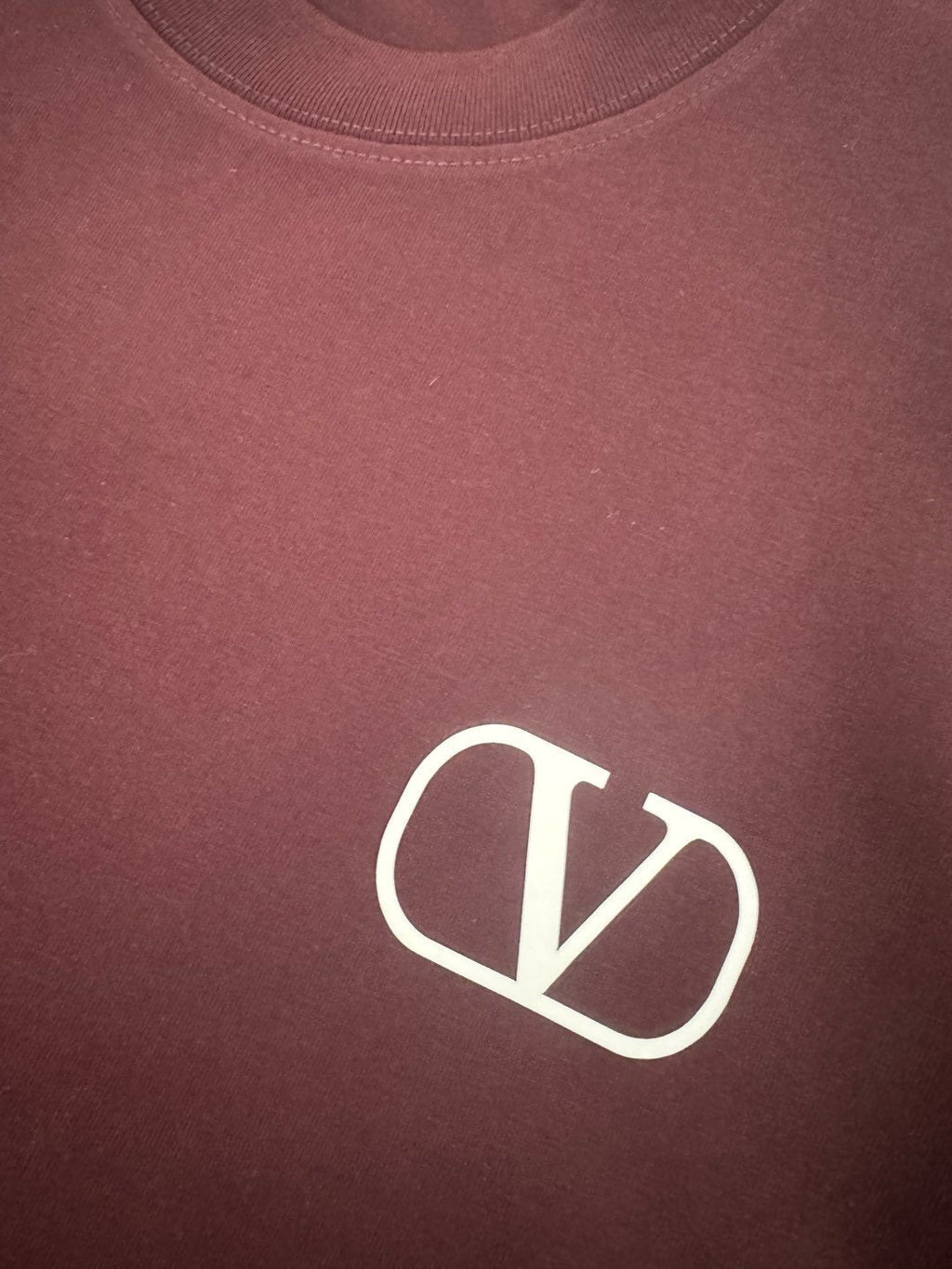 V - TSHIRT
