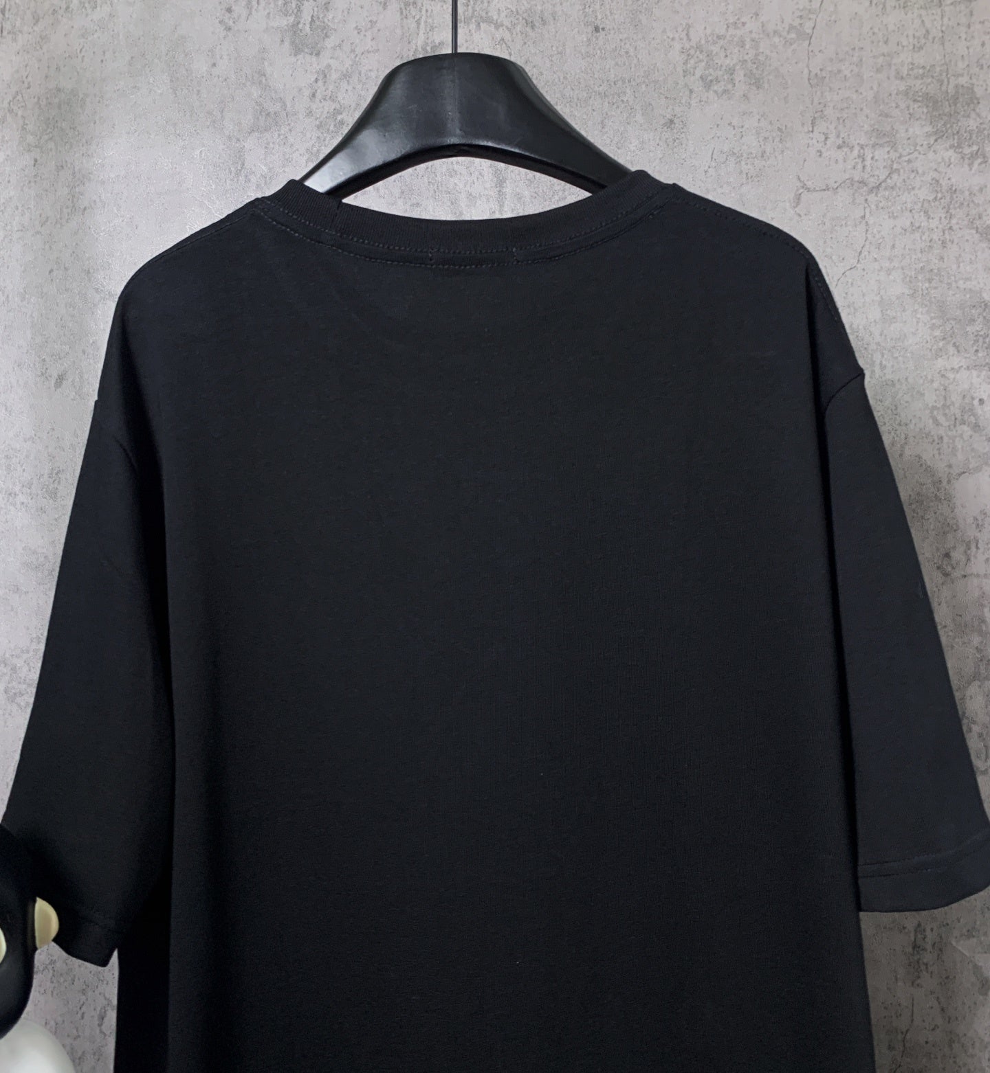 L - TSHIRT