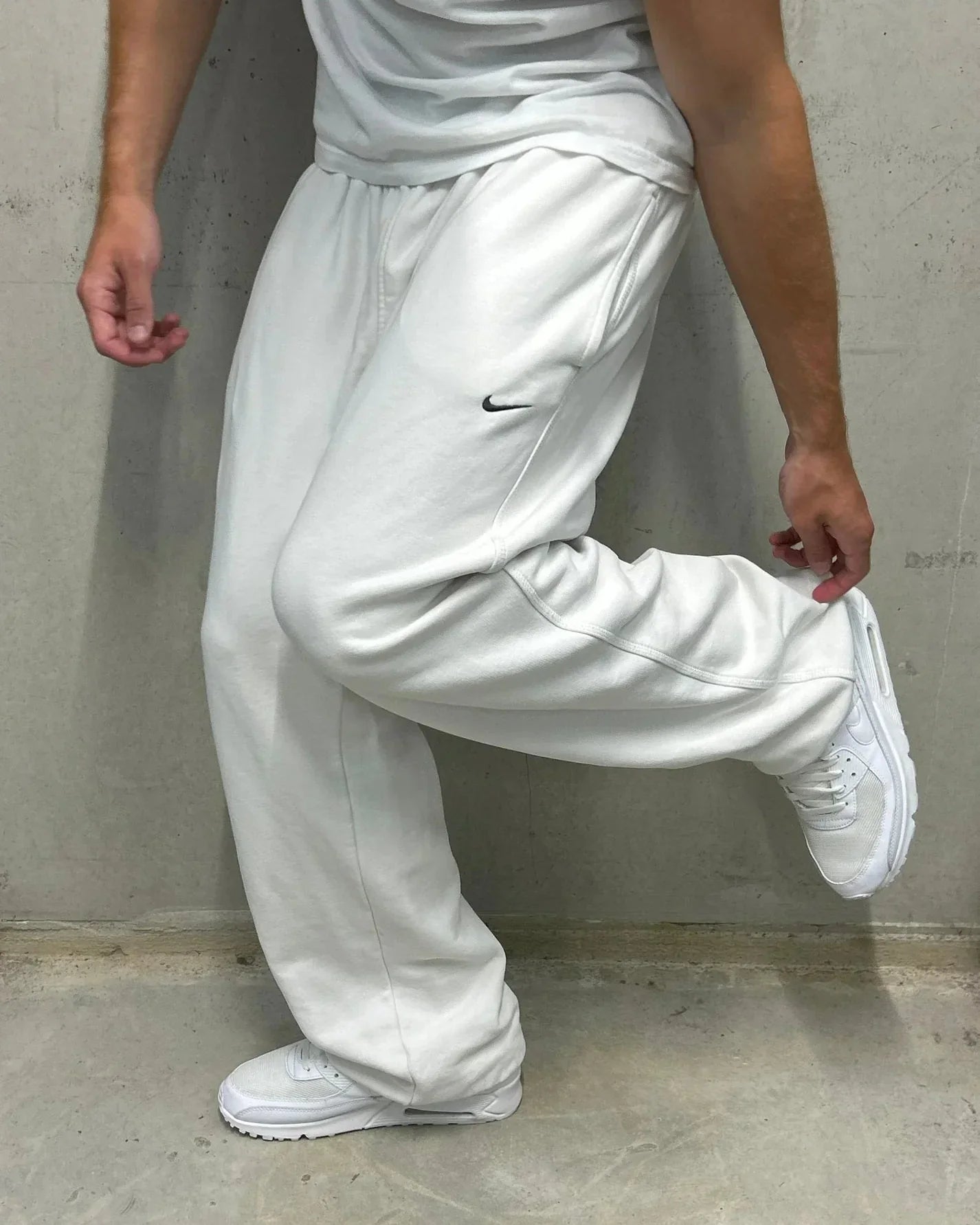 N - BAGGY JOGGERS
