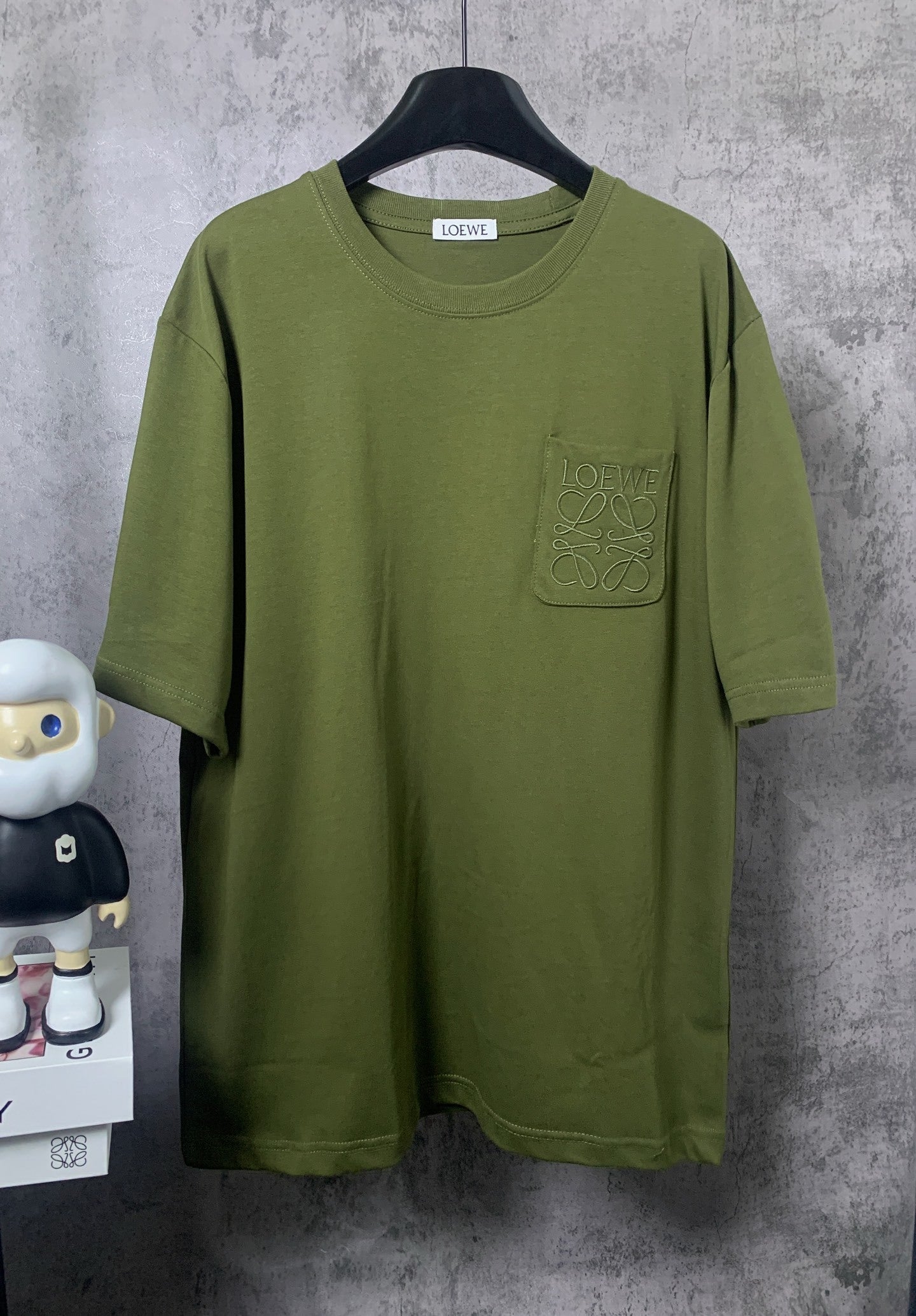 L - TSHIRT