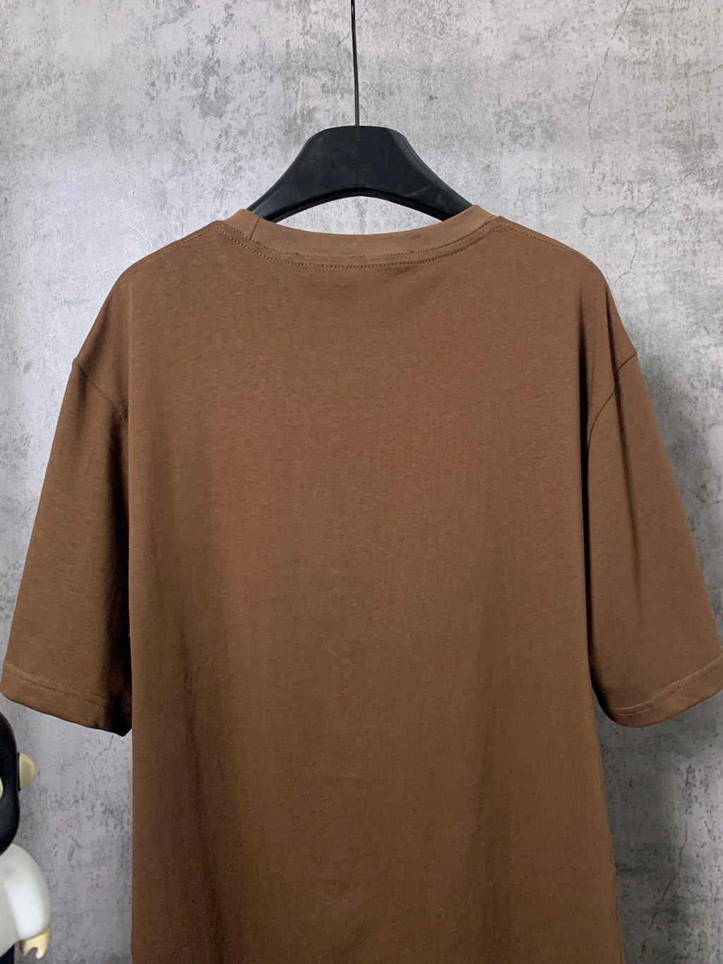 L - TSHIRT