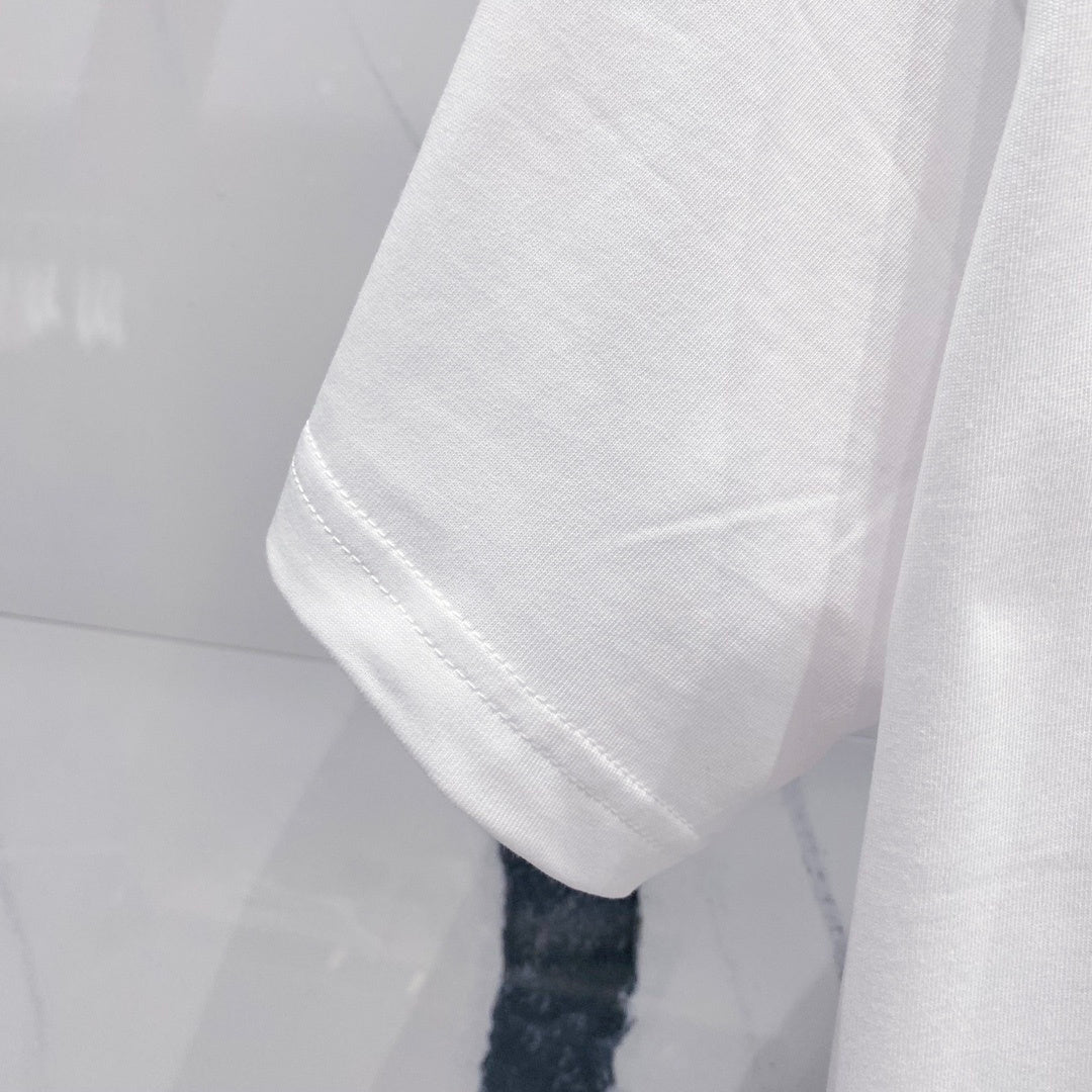 V - TSHIRT
