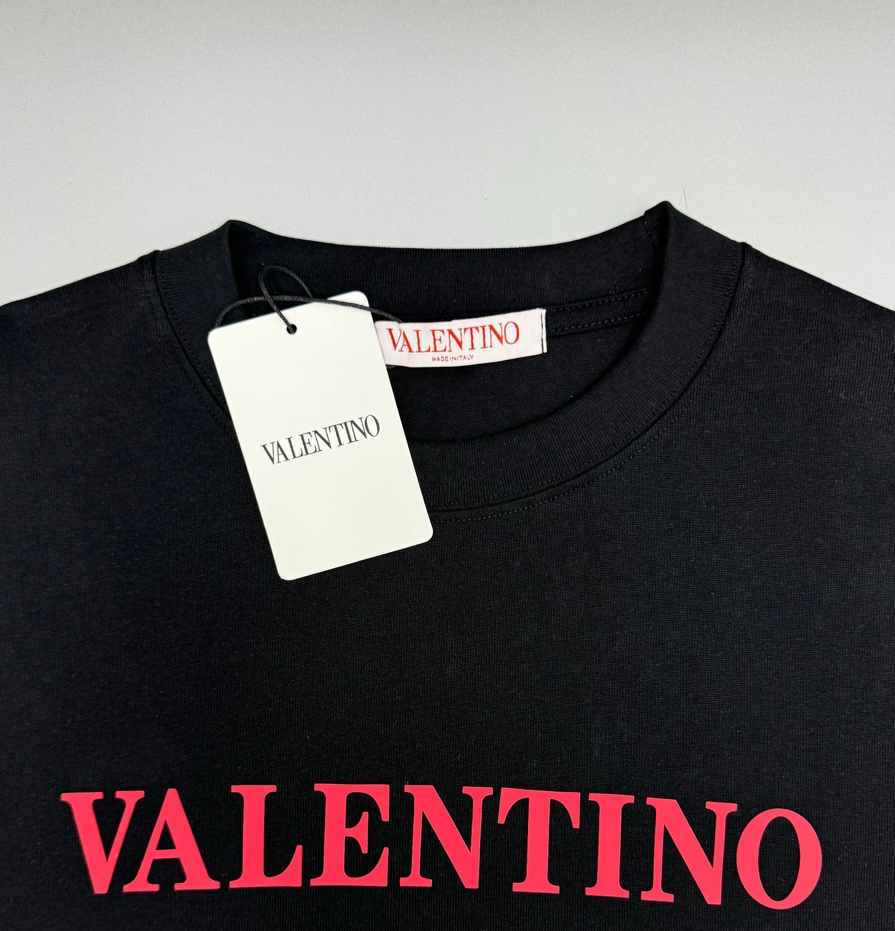 V - TSHIRT