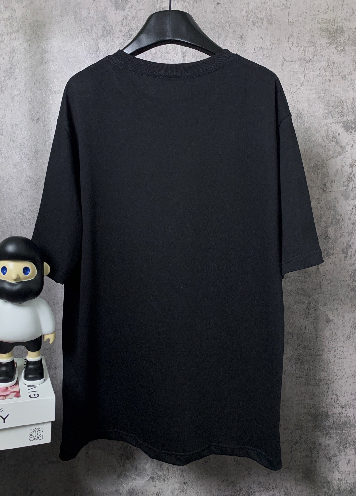 L - TSHIRT