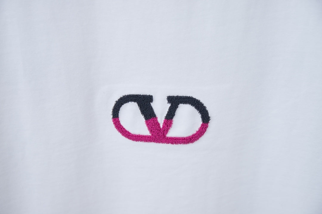 V - TSHIRT VIP