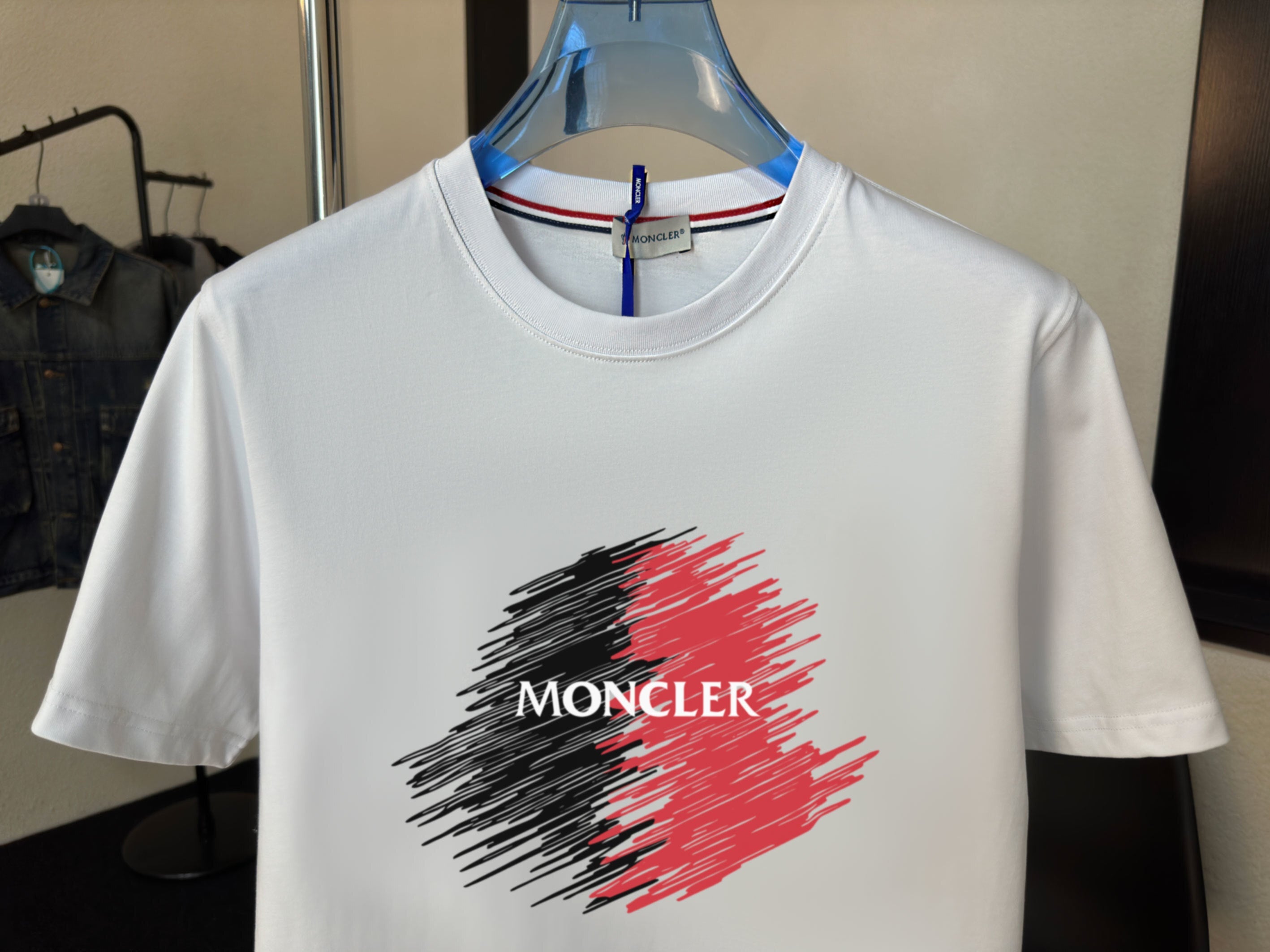 M - TSHIRT