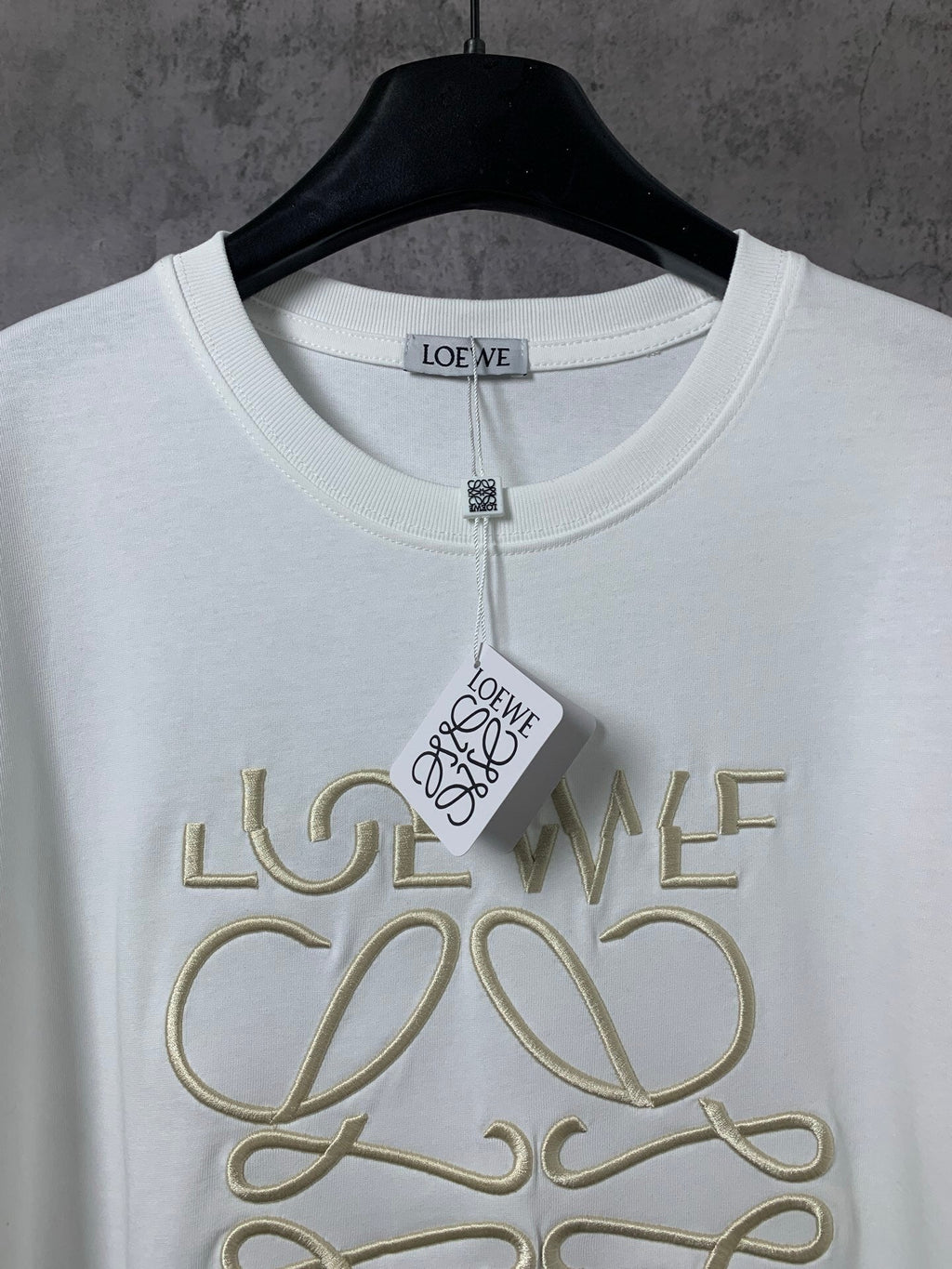 L - TSHIRT