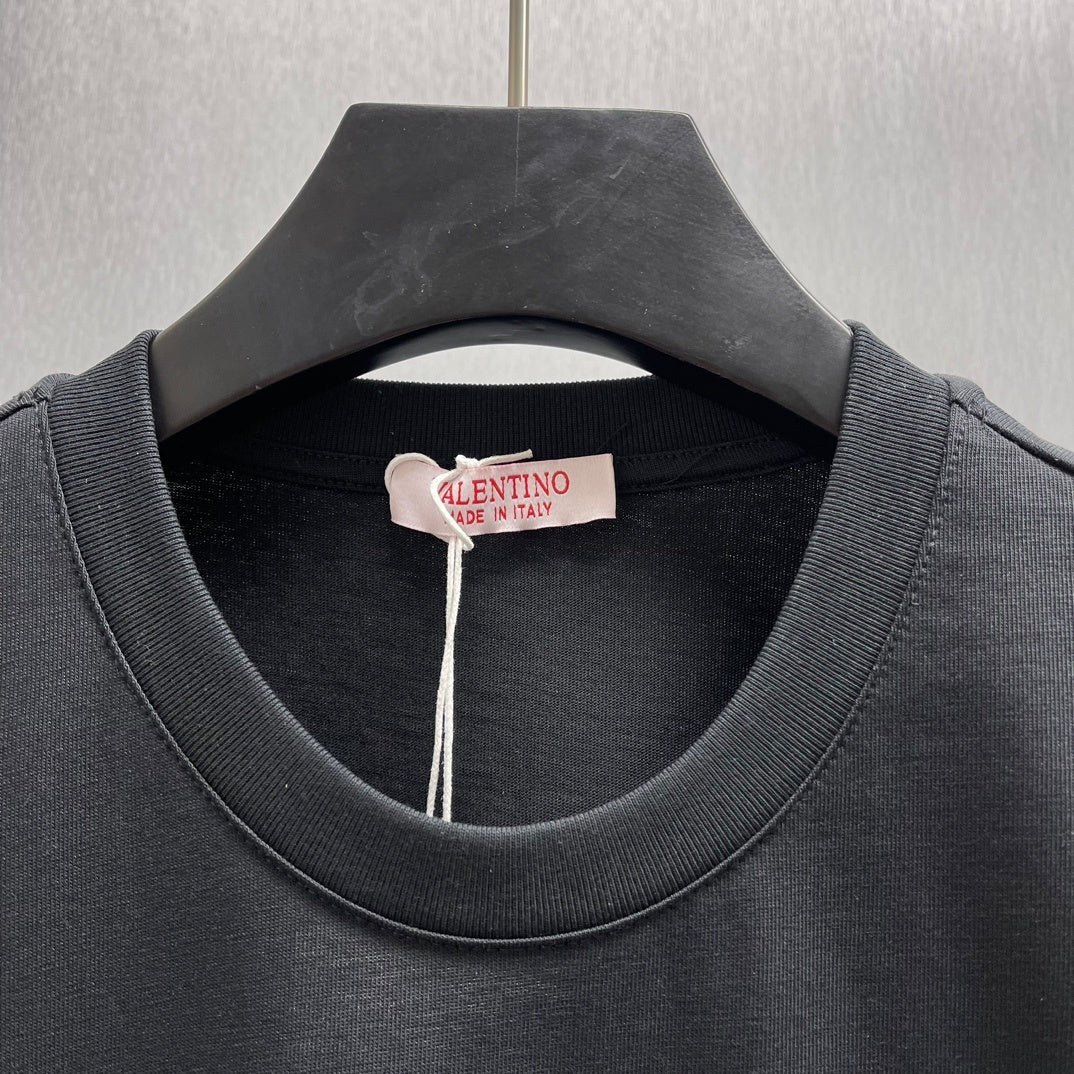 V - TSHIRT