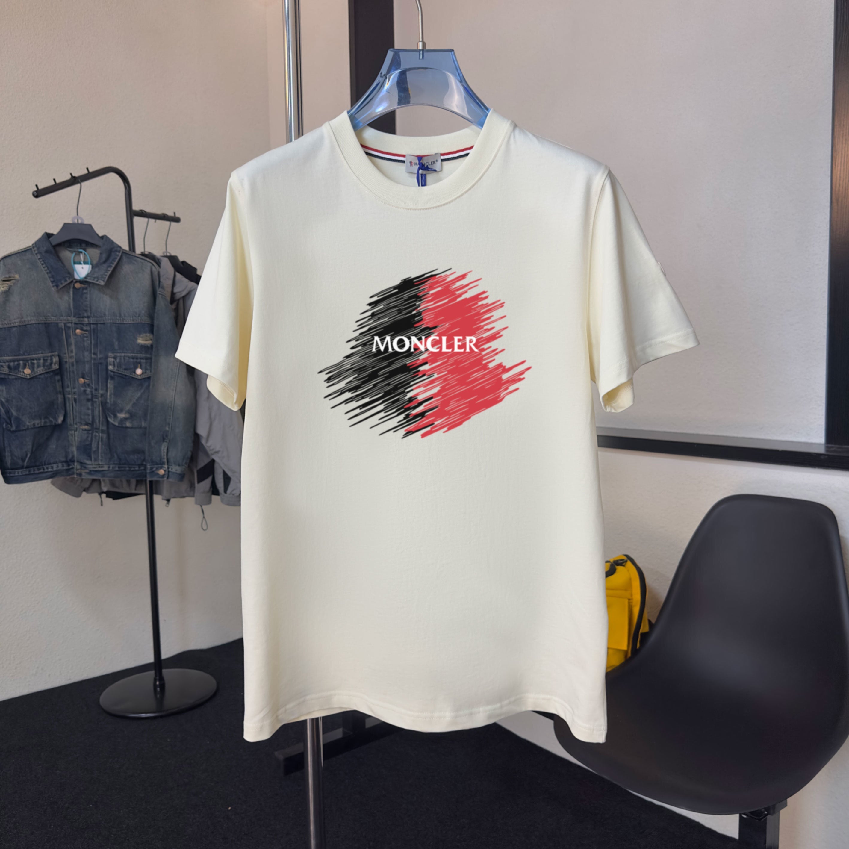 M - TSHIRT
