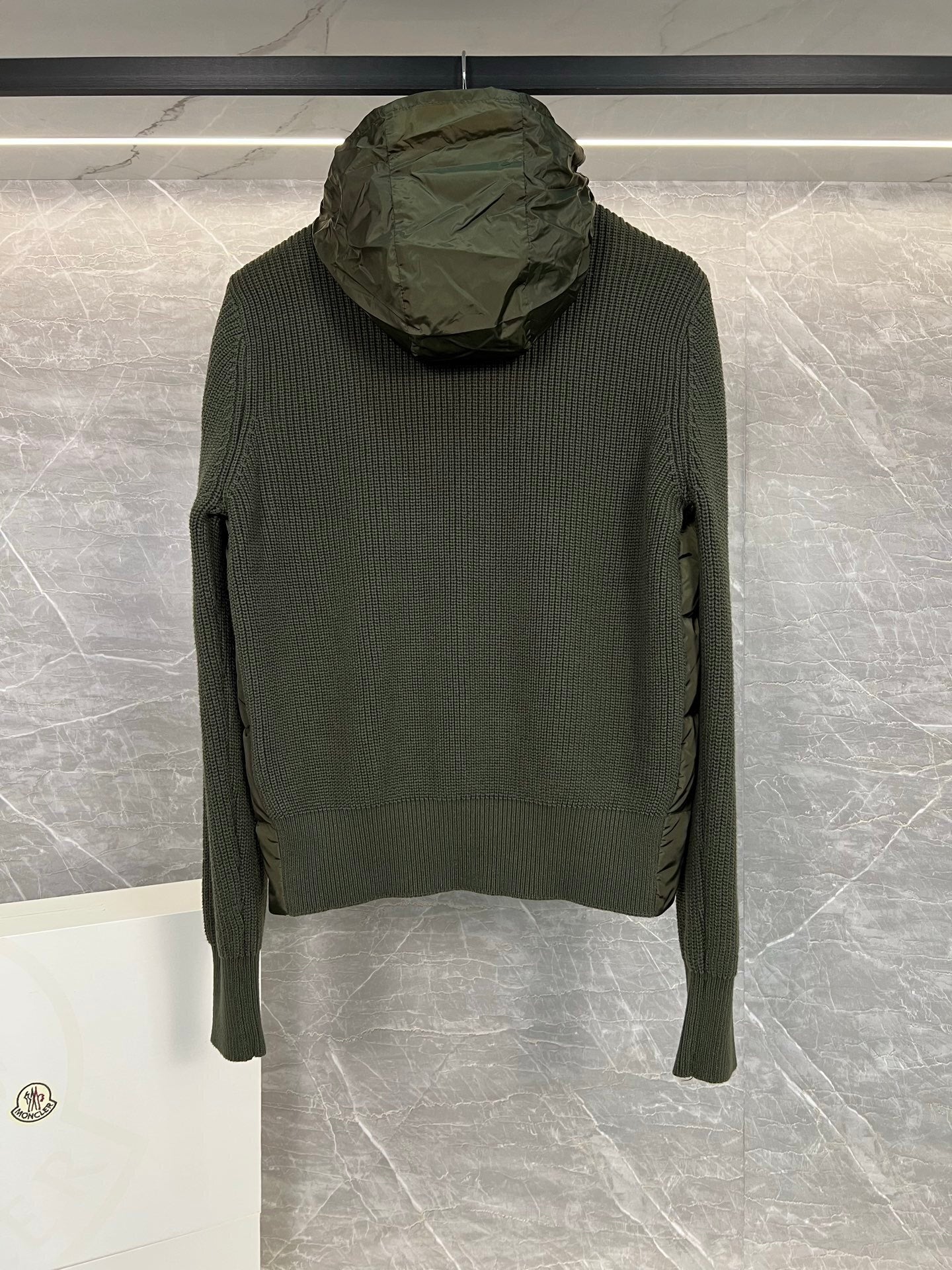P - CARDIGAN