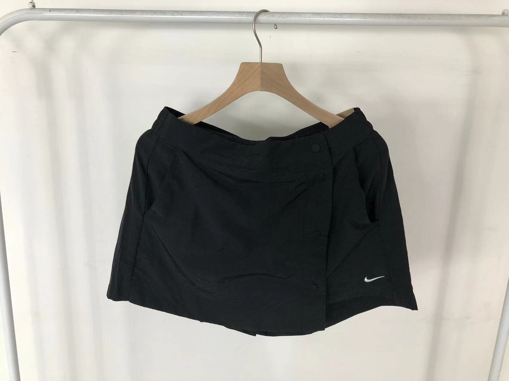 N - SHORTS