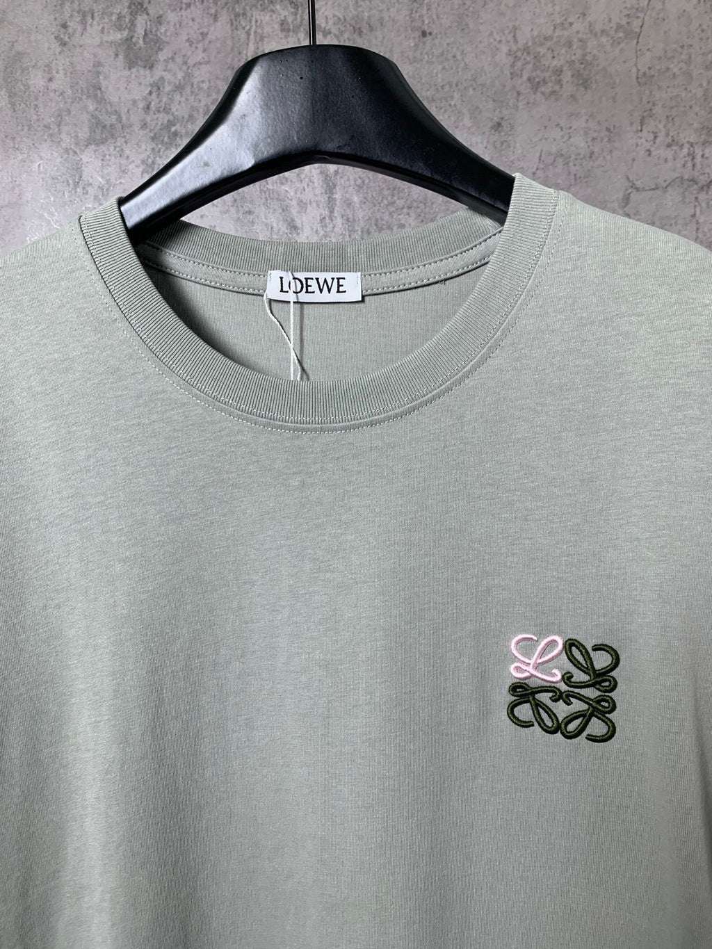 L - TSHIRT