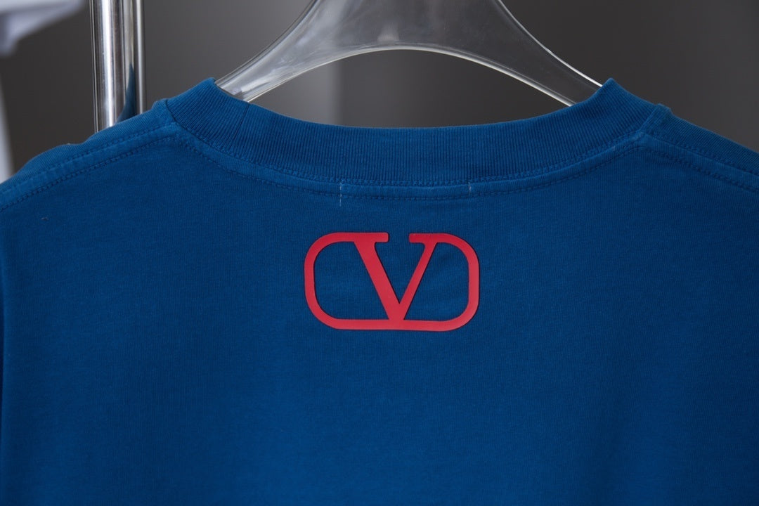 V - TSHIRT VIP