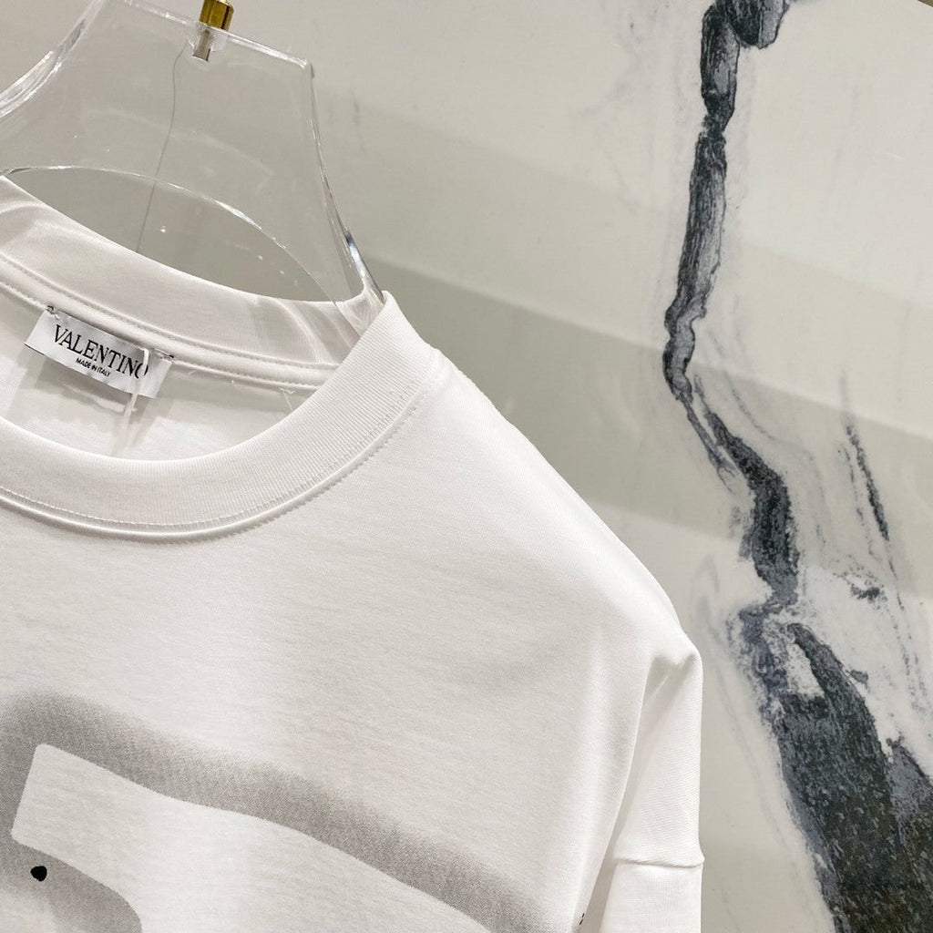 V - TSHIRT