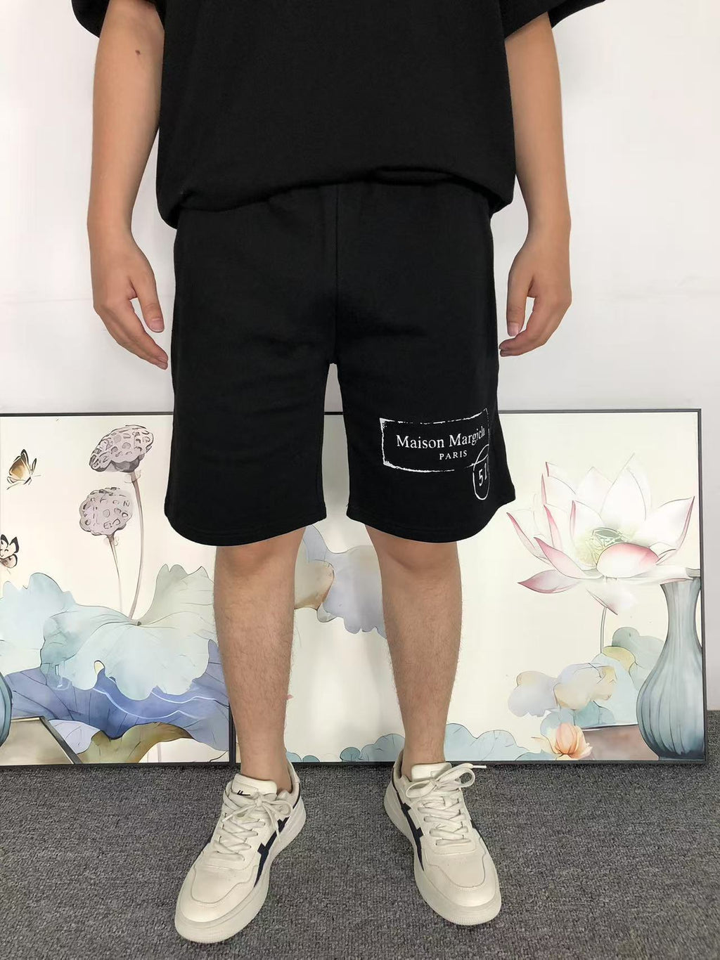 M - SHORTS