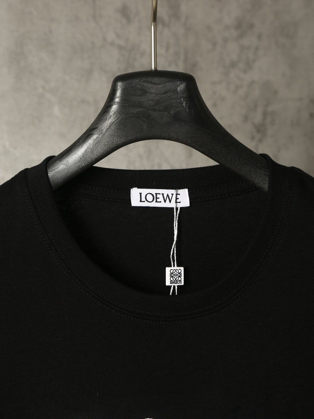 L - TSHIRT