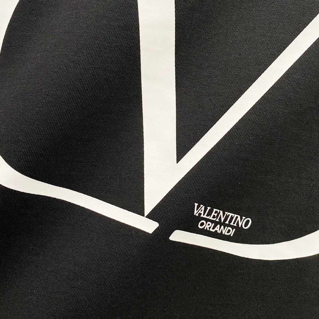 V - TSHIRT