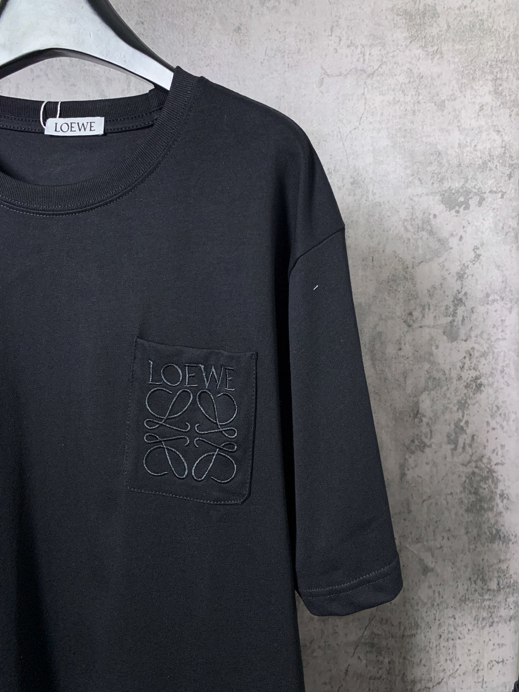 L - TSHIRT