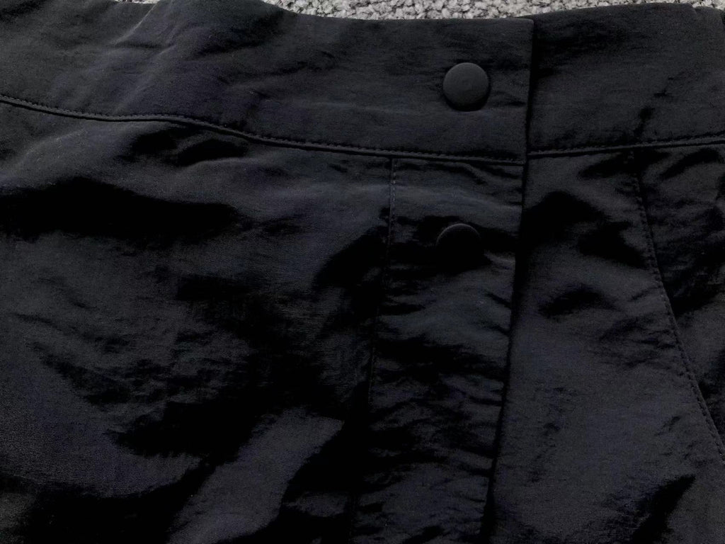 N - SHORTS