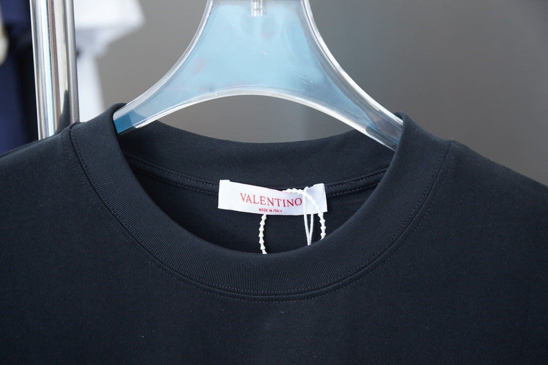 V - TSHIRT