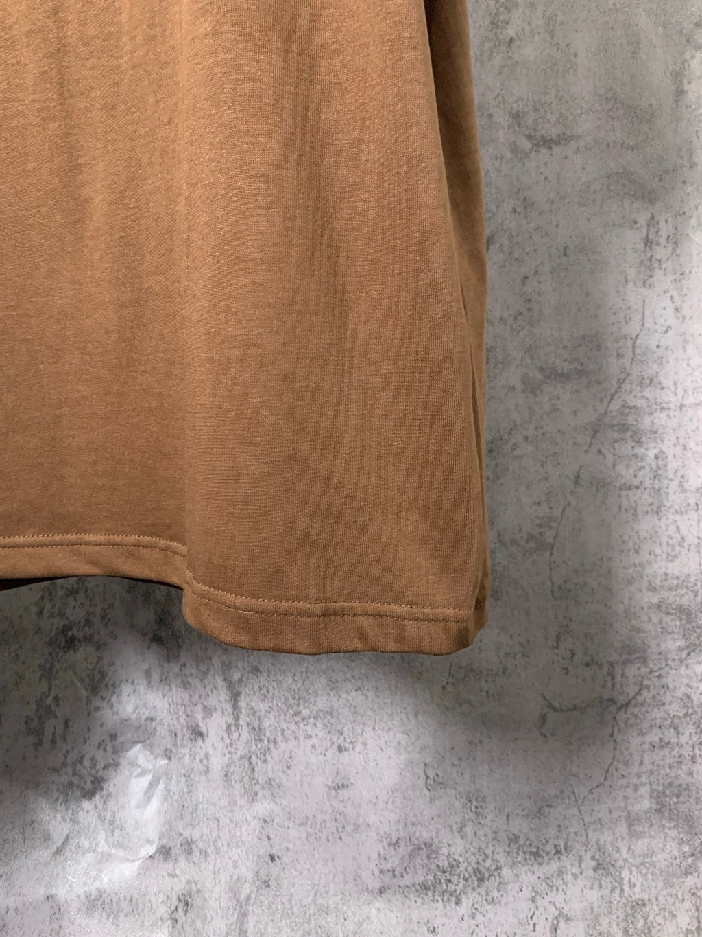 L - TSHIRT