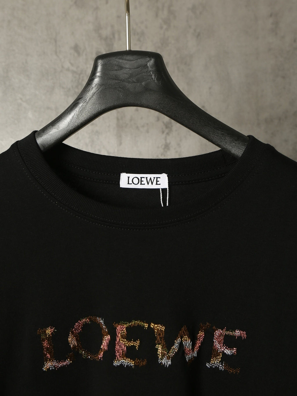 L - TSHIRT