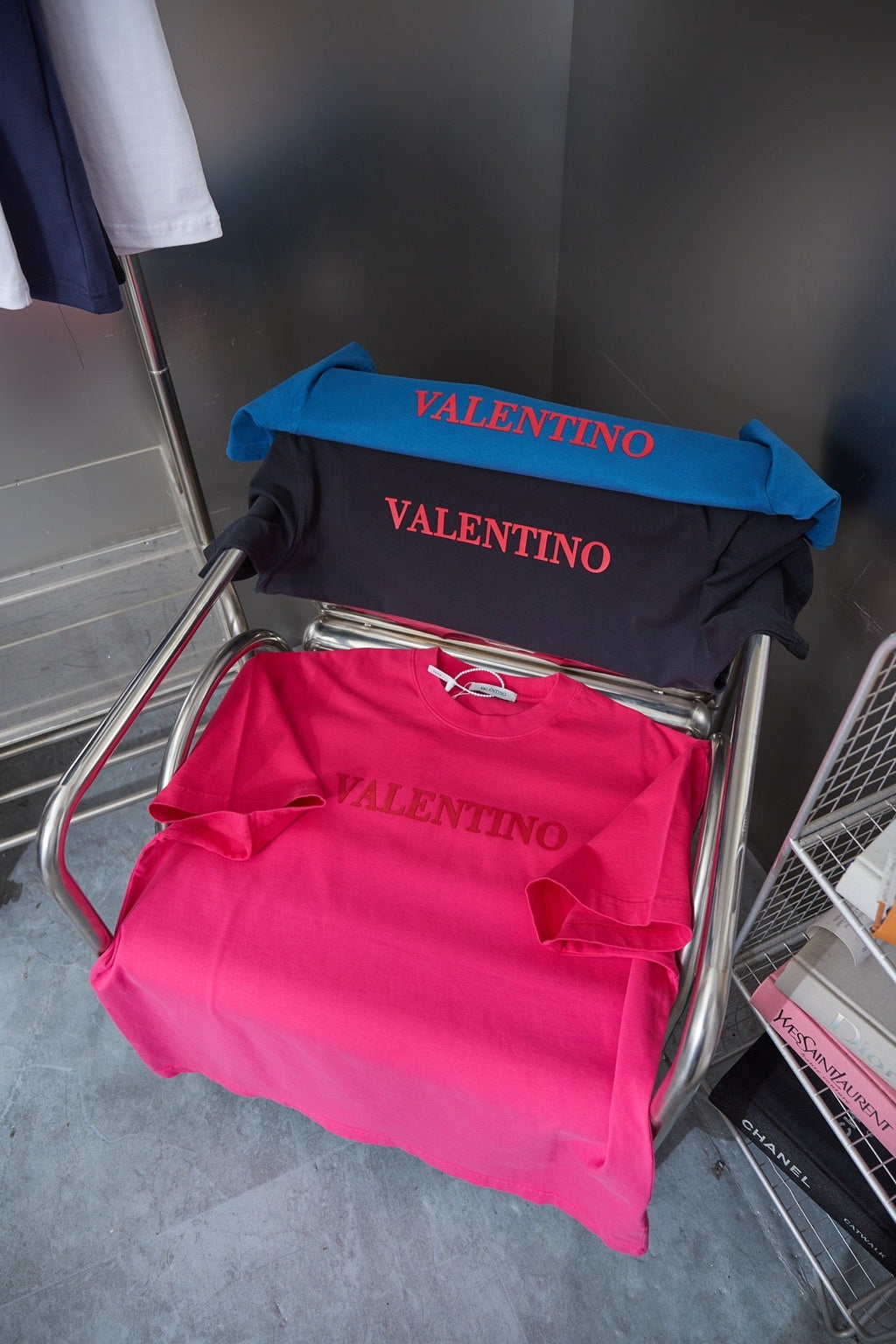 V - TSHIRT VIP