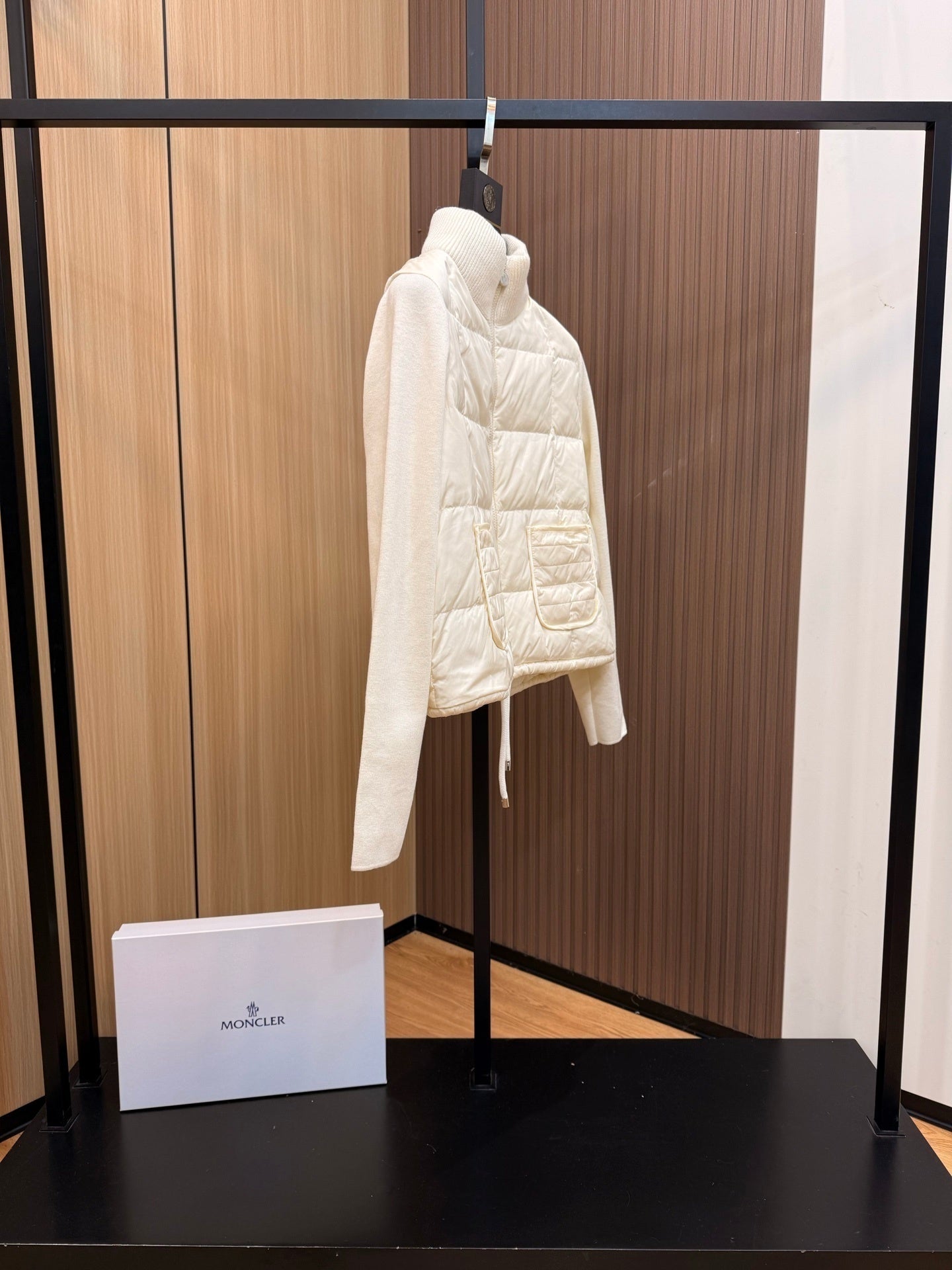 S - CARDIGAN