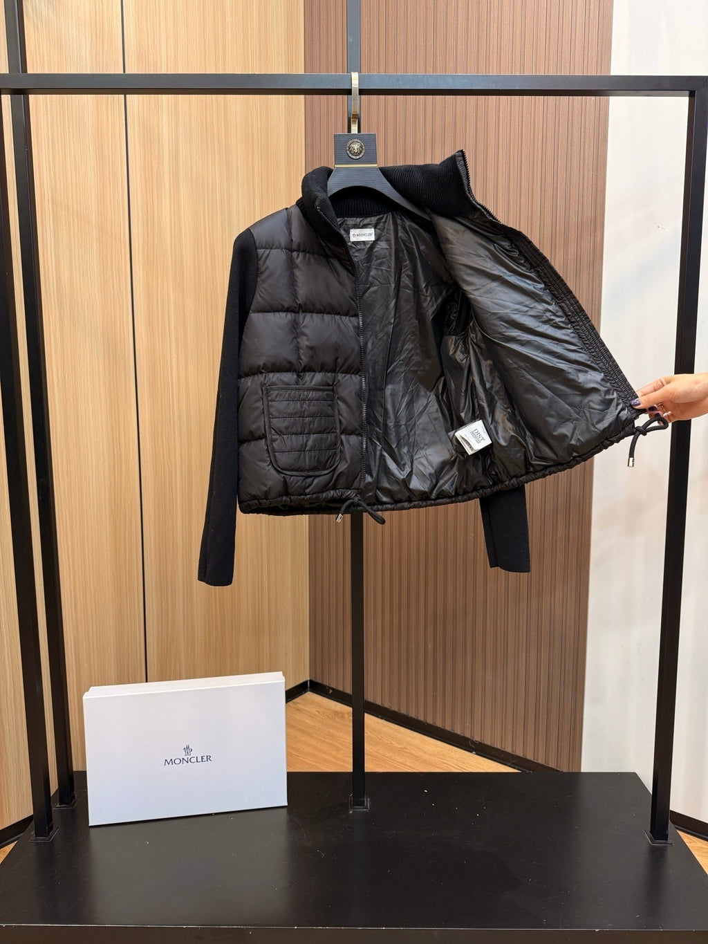 S - CARDIGAN