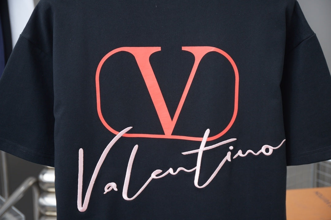 V - TSHIRT