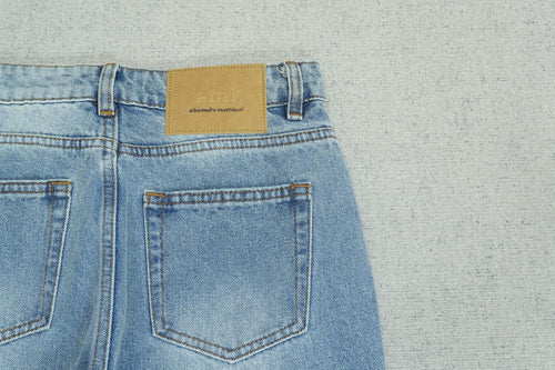 A - JEANS