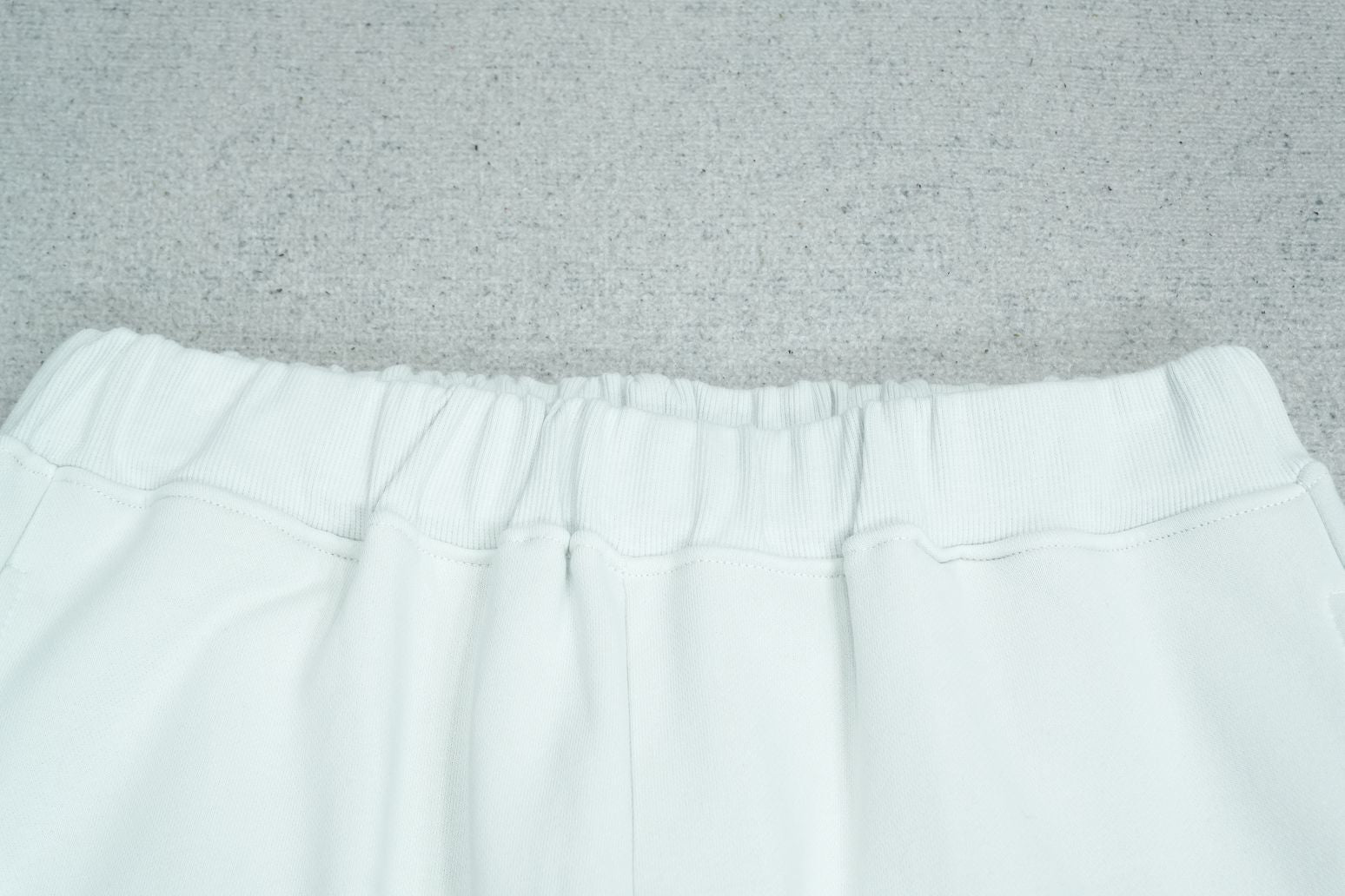 6PM - SWEATPANTS
