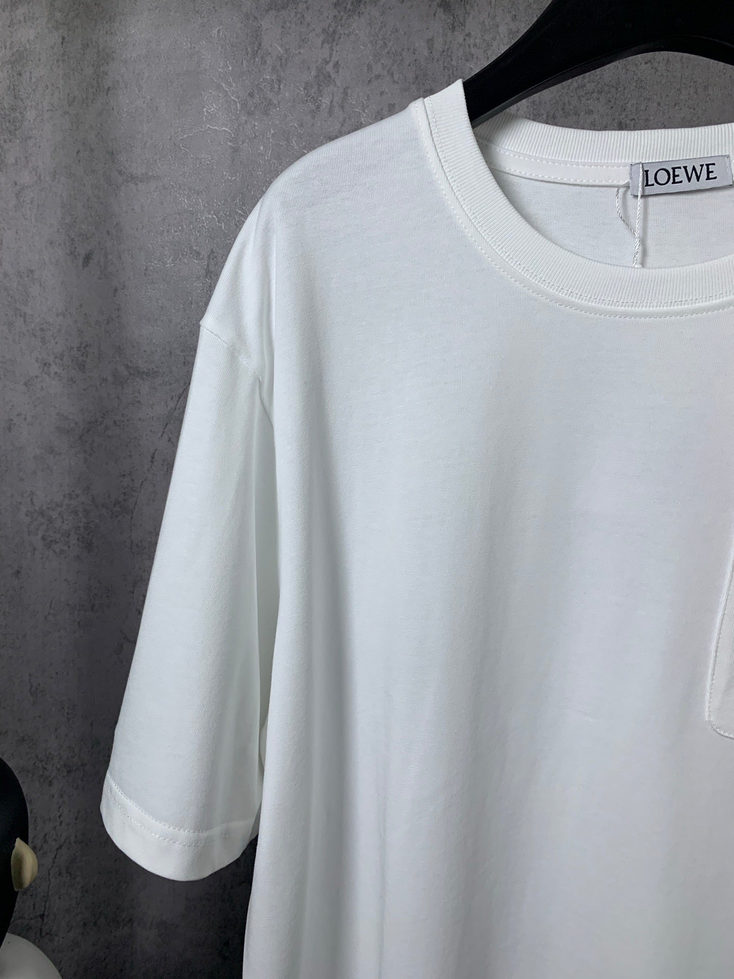 L - TSHIRT