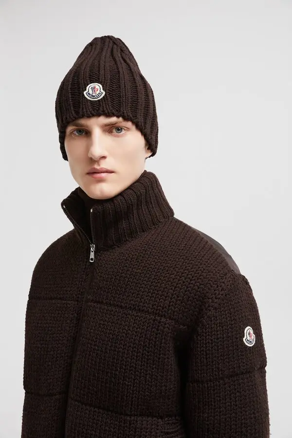 P - CARDIGAN