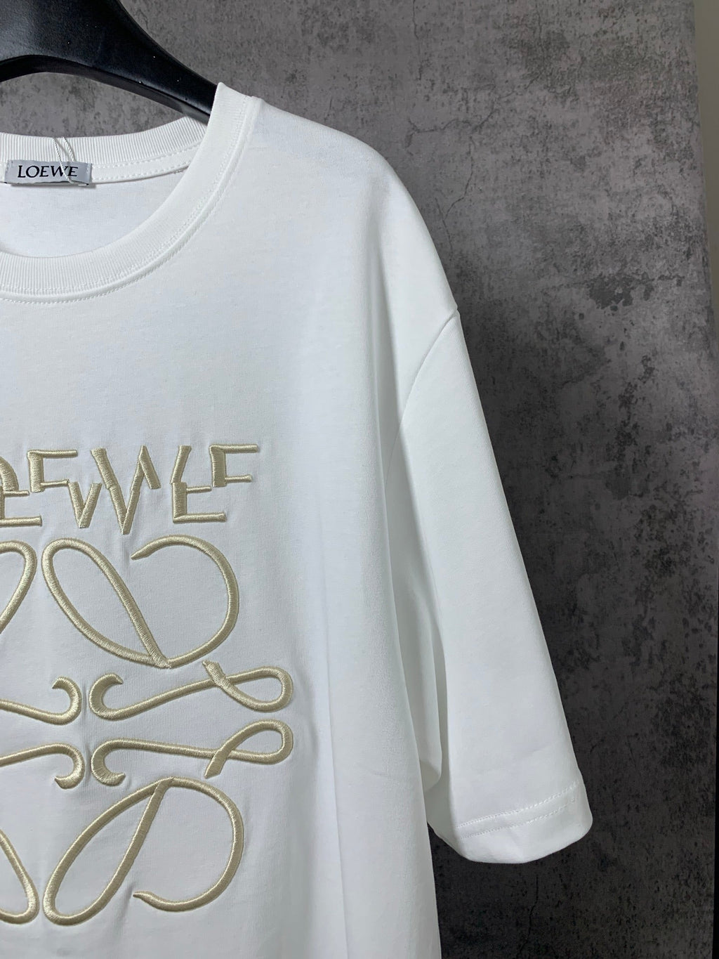 L - TSHIRT